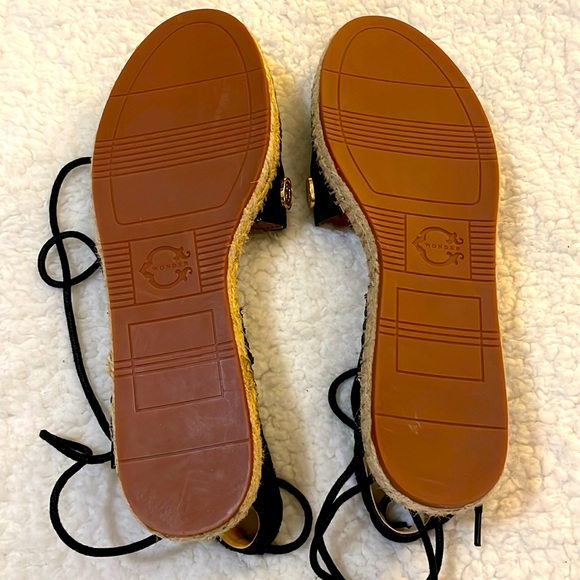Suede Espadrilles w/ Coin Detail Black NWOT - Picture 6 of 7